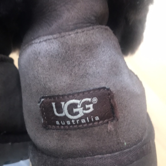 - Authentic UGGs Worn one season - Picture 7 of 7